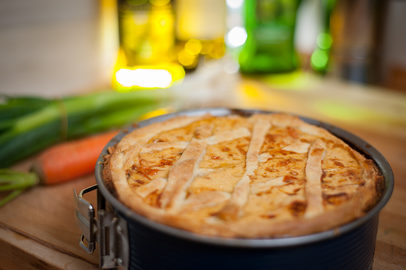 Finch's Landing peach pie baked